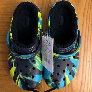 NWT Classic LINED Marbled Clogs Navy and Multi J5